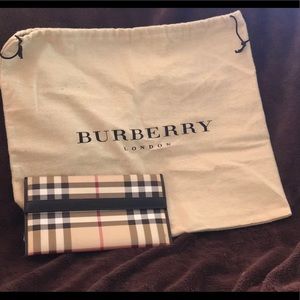 Burberry Clutch